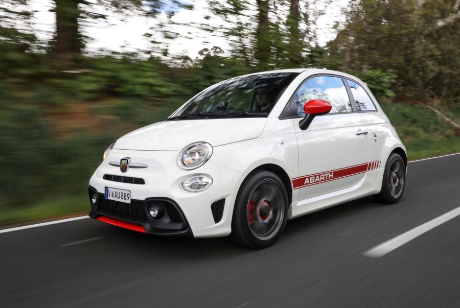  Abarth 595 (312) 2017 года  (AU) (фото 10 из 40)